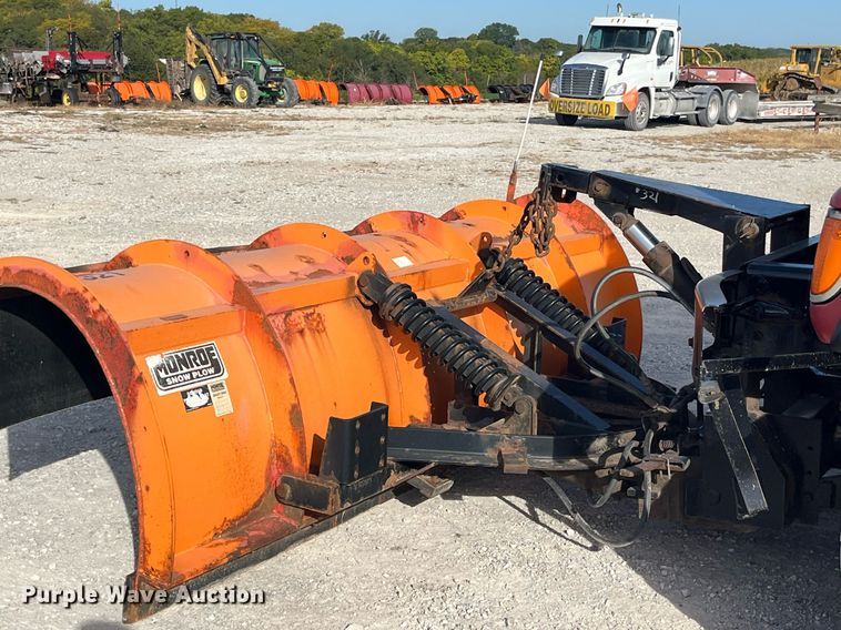 image for item LC9225 2006 Mack CV713 dump truck