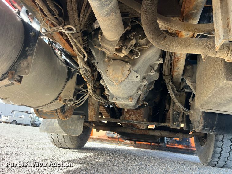 image for item LC9225 2006 Mack CV713 dump truck