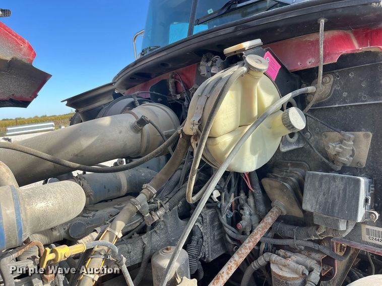 image for item LC9225 2006 Mack CV713 dump truck