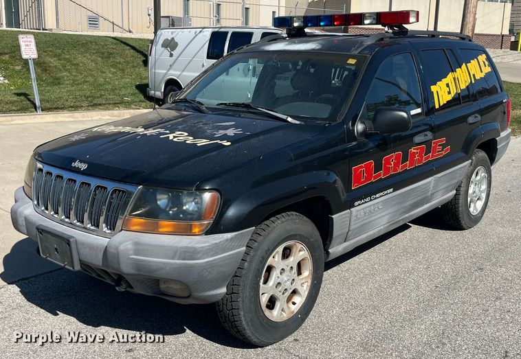 image for item LC9229 1999 Jeep Grand Cherokee Laredo SUV