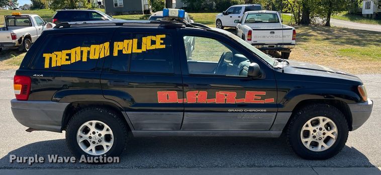 image for item LC9229 1999 Jeep Grand Cherokee Laredo SUV