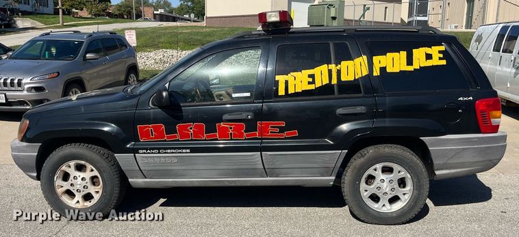 image for item LC9229 1999 Jeep Grand Cherokee Laredo SUV