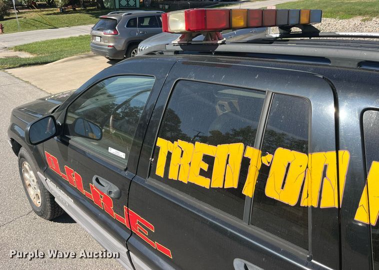 image for item LC9229 1999 Jeep Grand Cherokee Laredo SUV