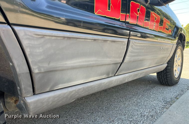 image for item LC9229 1999 Jeep Grand Cherokee Laredo SUV