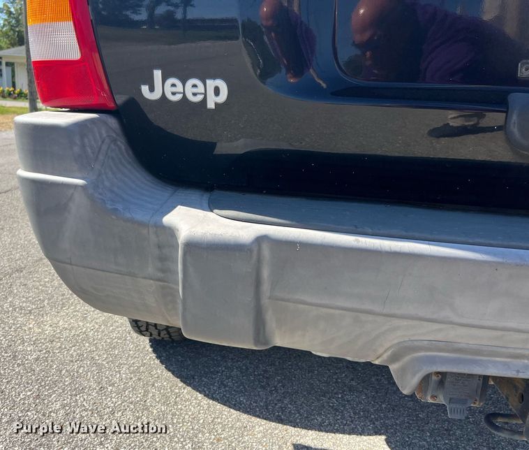 image for item LC9229 1999 Jeep Grand Cherokee Laredo SUV