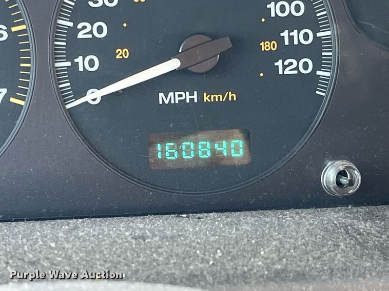 image for item LC9229 1999 Jeep Grand Cherokee Laredo SUV