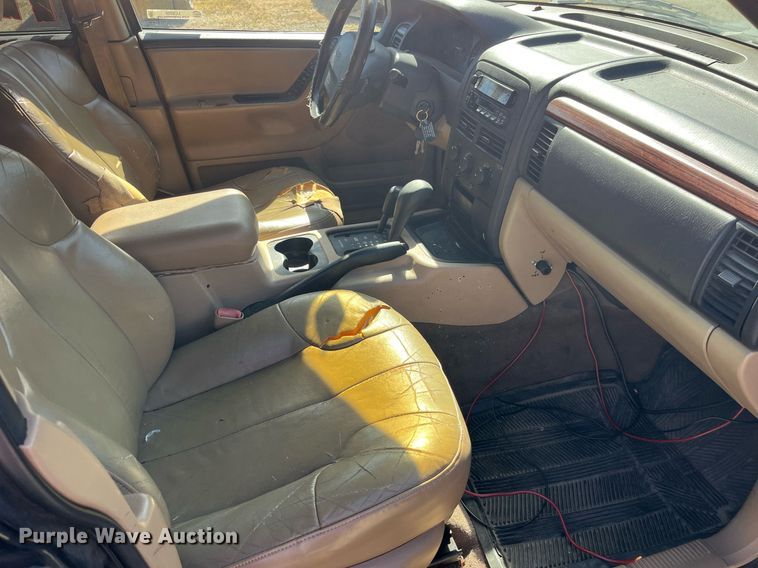 image for item LC9229 1999 Jeep Grand Cherokee Laredo SUV