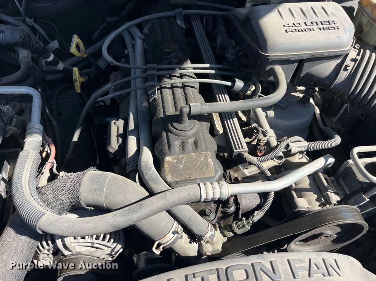 image for item LC9229 1999 Jeep Grand Cherokee Laredo SUV