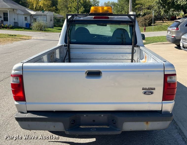 image for item LC9236 2002 Ford Ranger pickup truck
