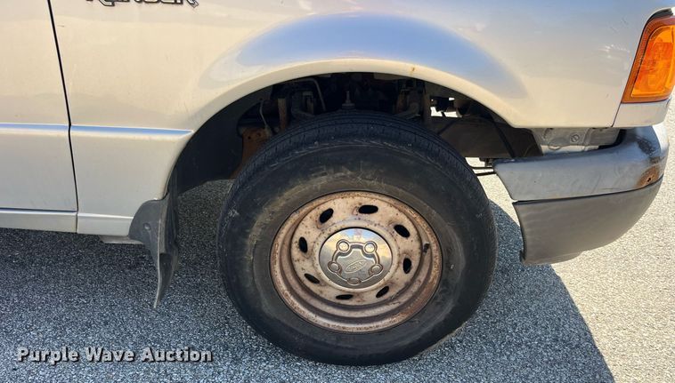 image for item LC9236 2002 Ford Ranger pickup truck