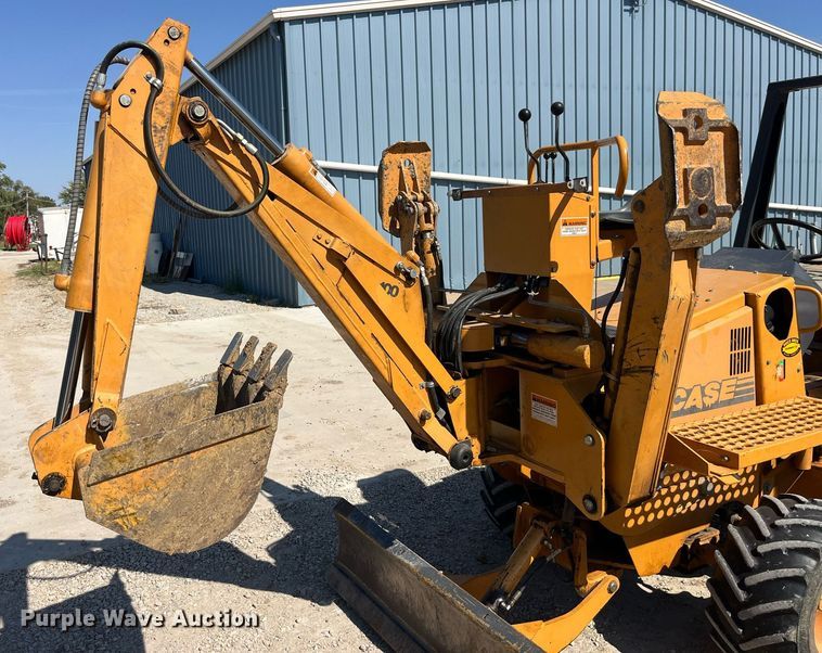 image for item LC9237 1998 Case 460 trencher