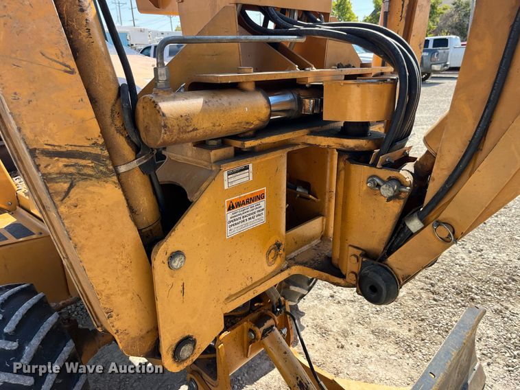 image for item LC9237 1998 Case 460 trencher