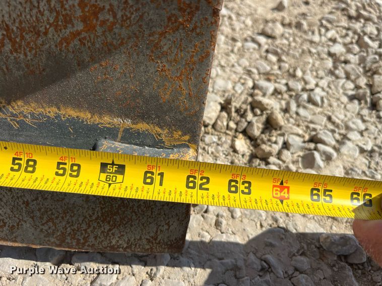 image for item LC9237 1998 Case 460 trencher