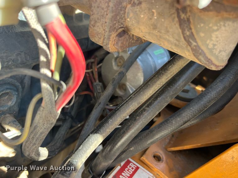 image for item LC9237 1998 Case 460 trencher