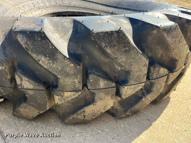 image for item LC9238 (2) Firestone 14.00-24 tires  