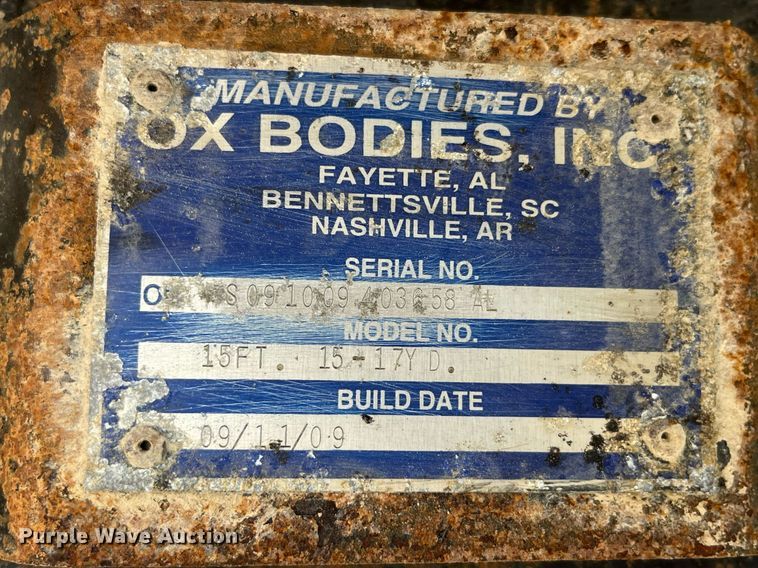 image for item LC9240 2010 International  7400 SFA dump truck