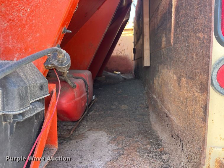 image for item LC9241 1998 Chevrolet  C7500 dump truck