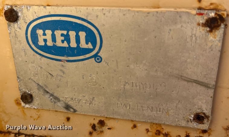 image for item LC9241 1998 Chevrolet  C7500 dump truck