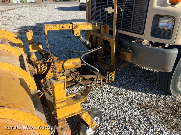 image for item LC9241 1998 Chevrolet  C7500 dump truck