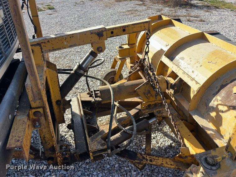 image for item LC9241 1998 Chevrolet  C7500 dump truck