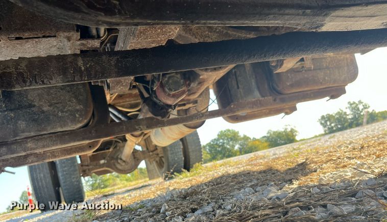 image for item LC9241 1998 Chevrolet  C7500 dump truck