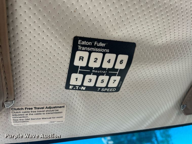 image for item LC9241 1998 Chevrolet  C7500 dump truck