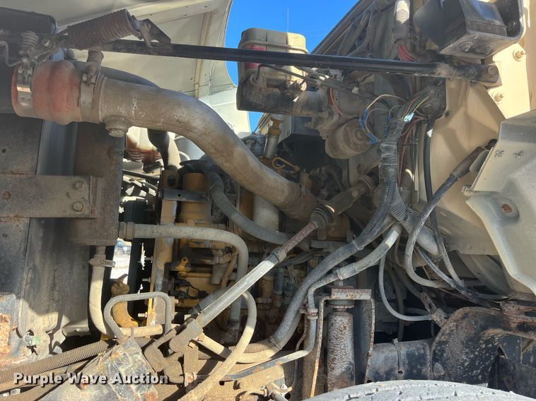 image for item LC9241 1998 Chevrolet  C7500 dump truck