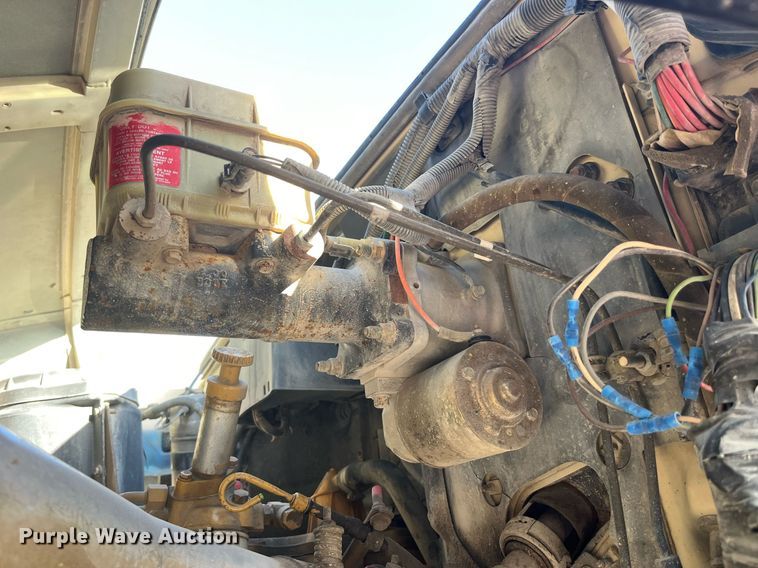 image for item LC9241 1998 Chevrolet  C7500 dump truck