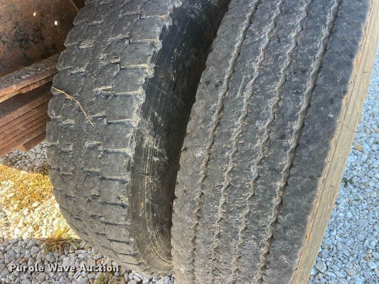 image for item LC9241 1998 Chevrolet  C7500 dump truck