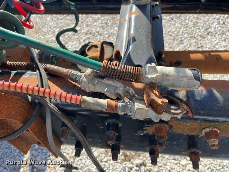 image for item LC9242 2001 MACK CH613 semi truck