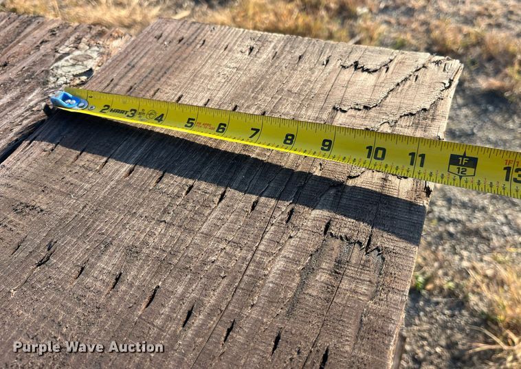 image for item LC9255 (6) wood beams