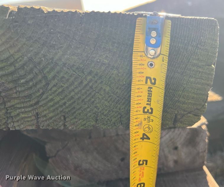 image for item LC9256 Approximately 13 wood planks