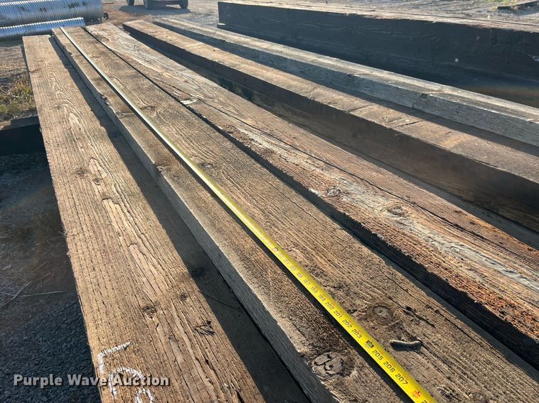 image for item LC9257 Approximately 28 wood planks