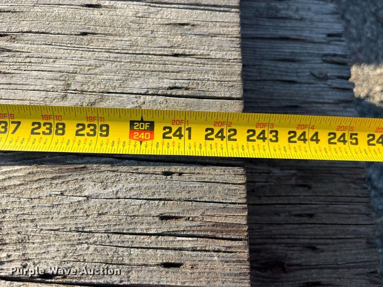 image for item LC9259 Approximately 10 wood planks