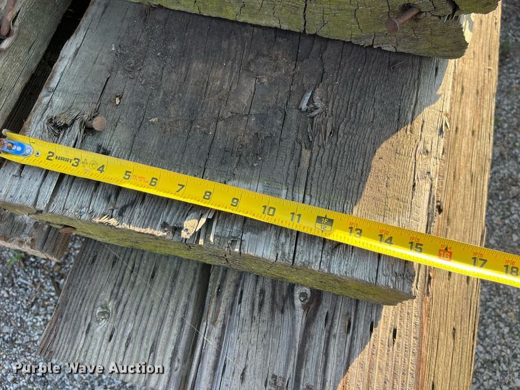 image for item LC9261 Approximately 15 wood planks