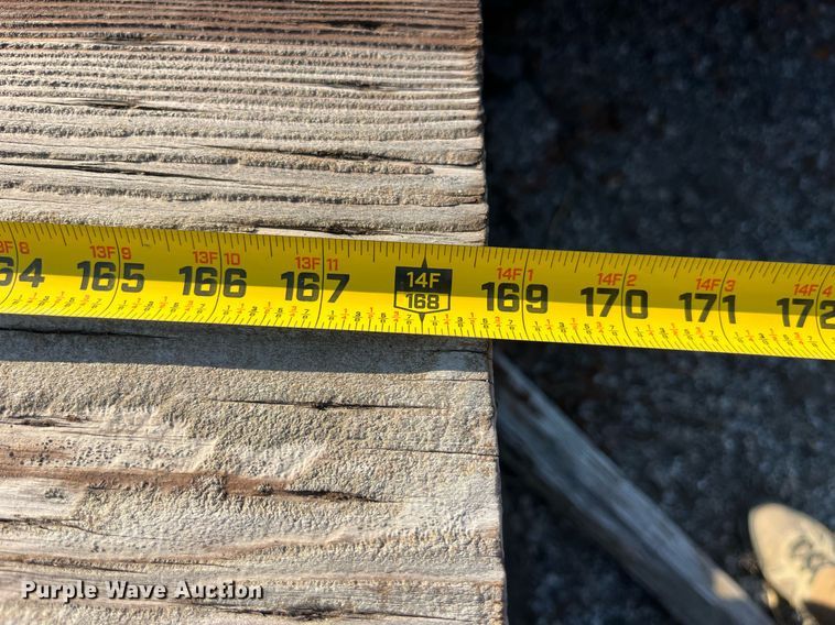 image for item LC9262 Approximately 24 wood planks