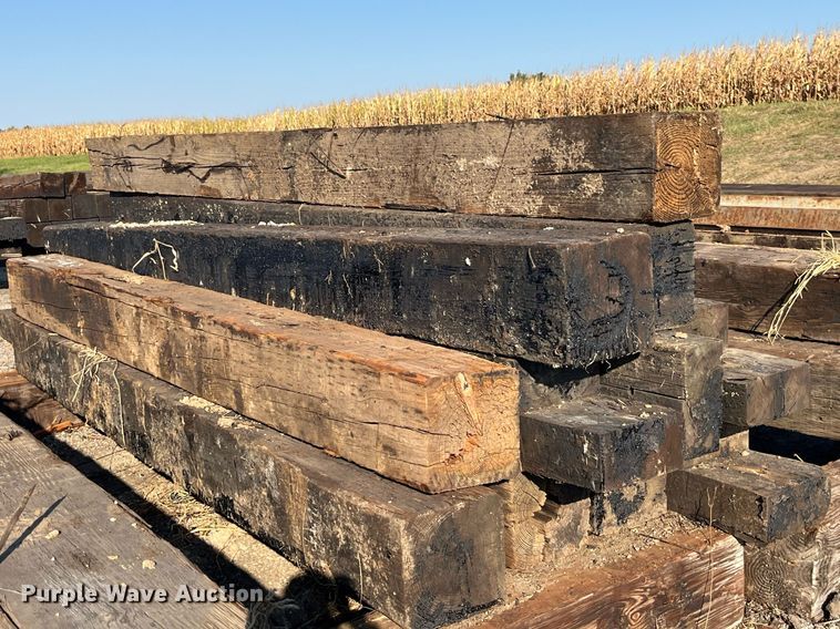 image for item LC9263 Approximately 16 wood beams