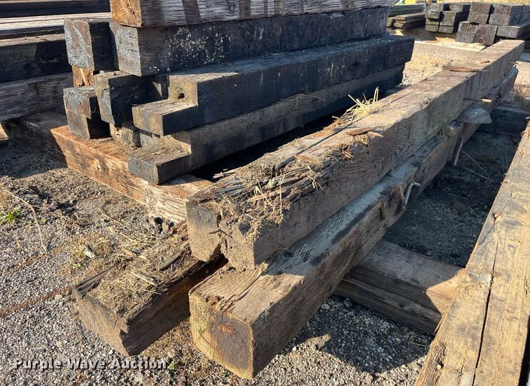 image for item LC9263 Approximately 16 wood beams