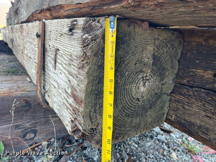 image for item LC9263 Approximately 16 wood beams