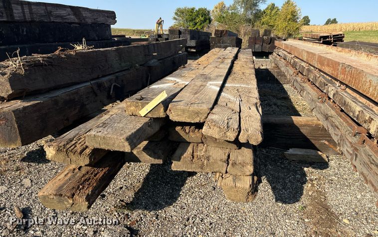 image for item LC9265 Approximately 24 wood planks