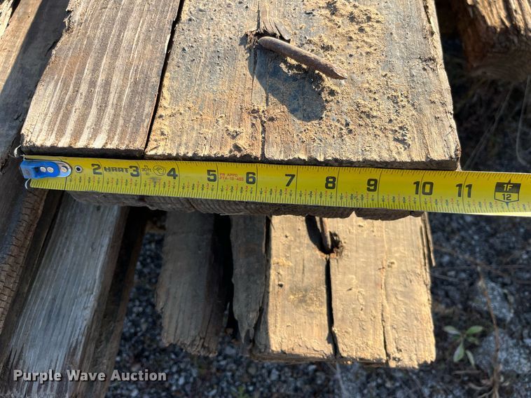 image for item LC9265 Approximately 24 wood planks