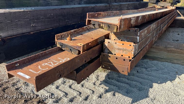 image for item LC9266 Approximately 7 steel I-beams