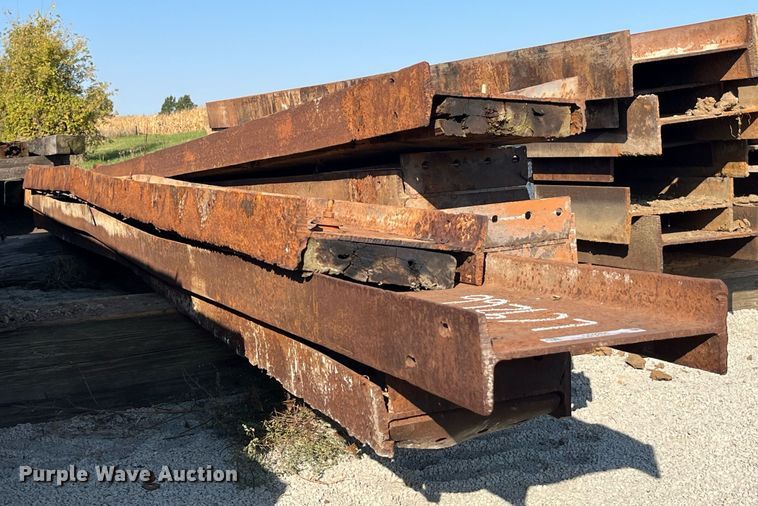 image for item LC9266 Approximately 7 steel I-beams