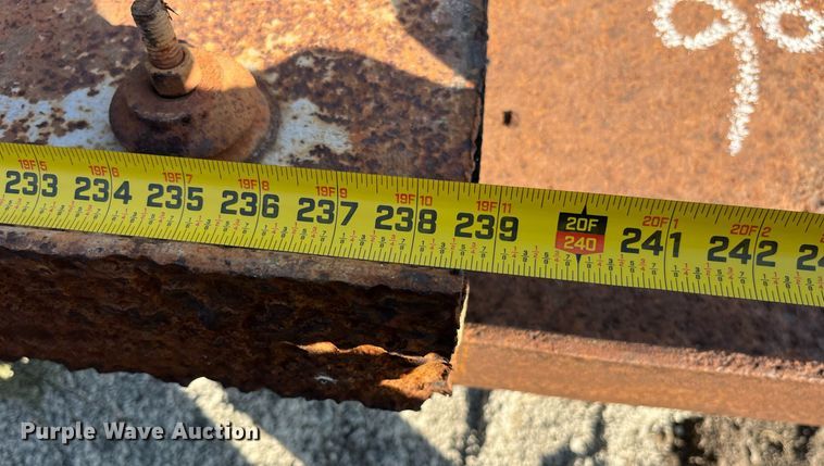 image for item LC9266 Approximately 7 steel I-beams