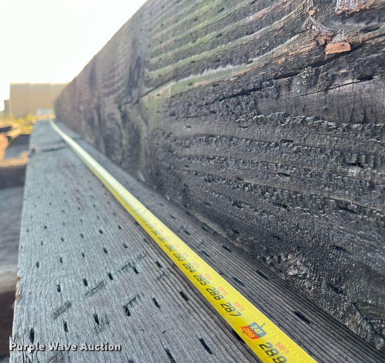 image for item LC9267 Approximately 10 wood beams