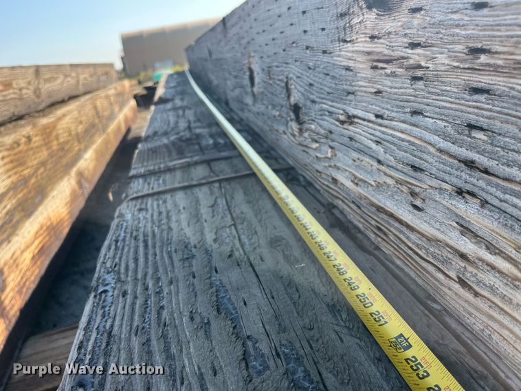 image for item LC9268 Approximately 10 wood beams