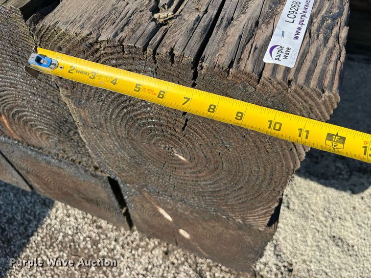 image for item LC9268 Approximately 10 wood beams