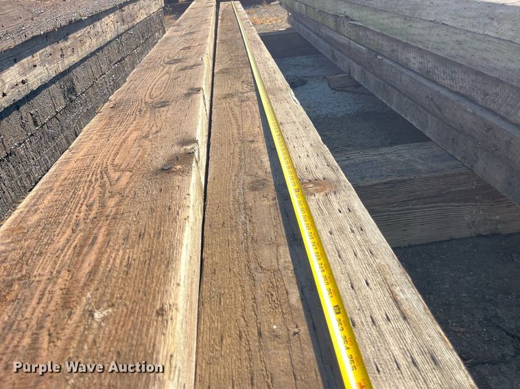 image for item LC9271 Approximately 7 wood planks