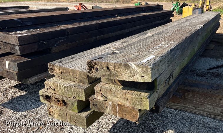 image for item LC9272 Approximately 9 wood planks