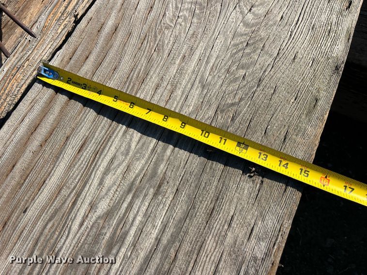 image for item LC9272 Approximately 9 wood planks